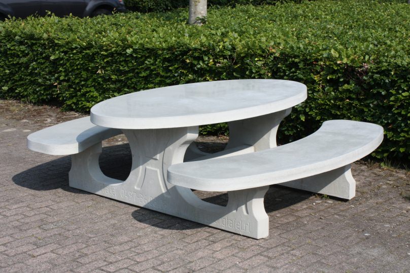 Table de pique-nique Charmille en béton - Virages