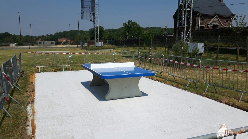 Plaine de jeux uit Marche-lez-Ecaussinnes