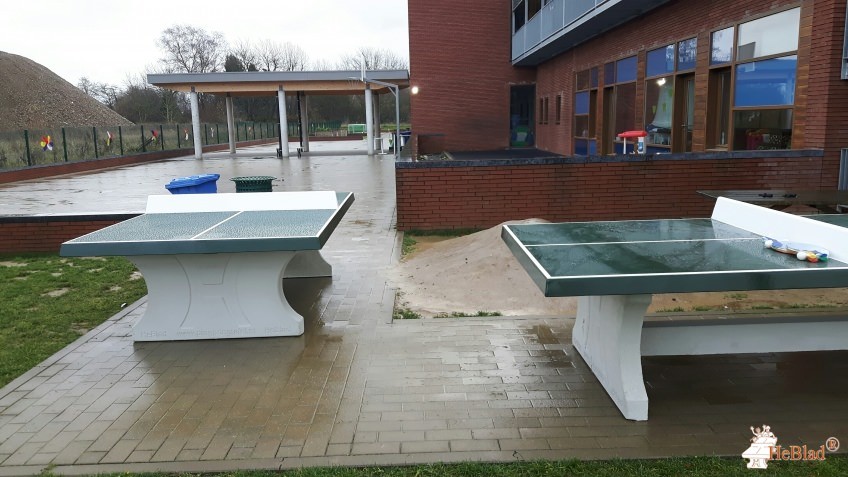 Ecole communale de Genval uit Genval