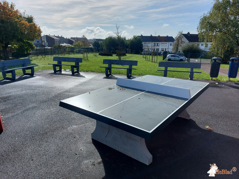 Ecole Communale de Saint-Vaast uit Saint-Vaast
