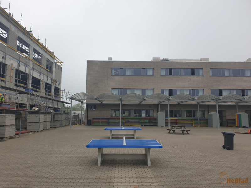 Sint-Rita campus college uit Kontich