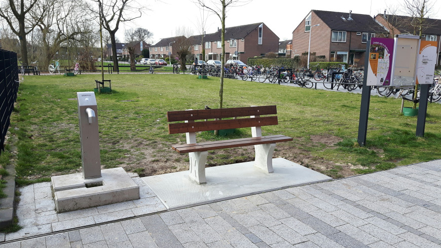 Parkbank met Onderplaat