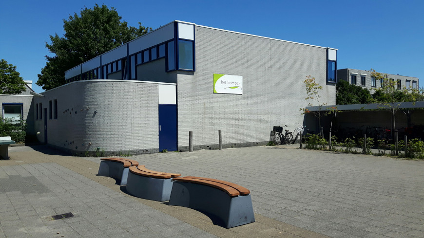 Banc DeLuxe ovale en béton anthracite