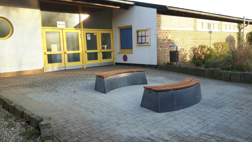 Banc DeLuxe ovale en béton anthracite