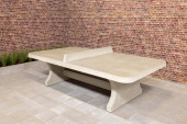 Table de ping-pong en béton naturel arrondi