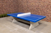 Table de ping-pong en béton bleue
