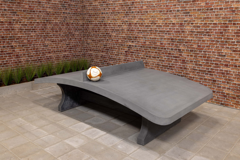 Table de Footvolley en béton anthracite