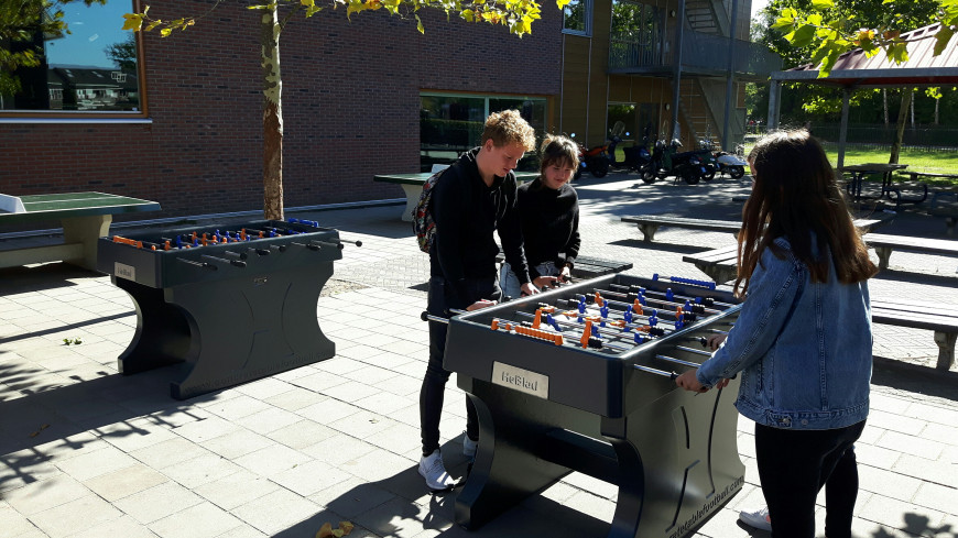 Betonnen Tafelvoetbaltafel